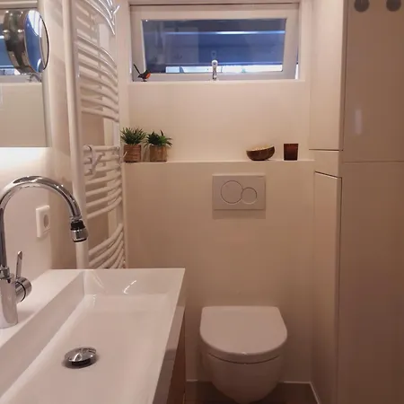 Le Garage דירה ברחן